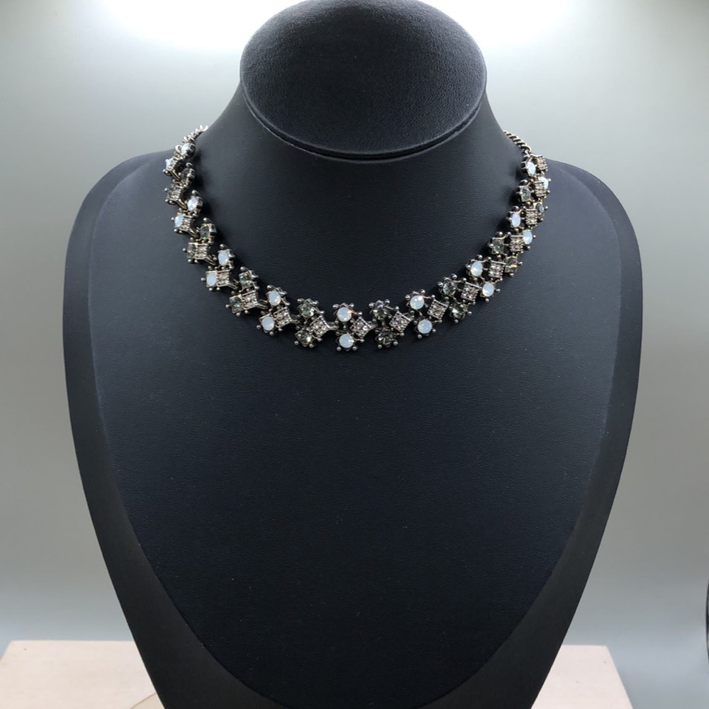 Antiqued brass tone bejeweled choker/collar necklace, sparkling, dazzling. - Picture 6 of 6